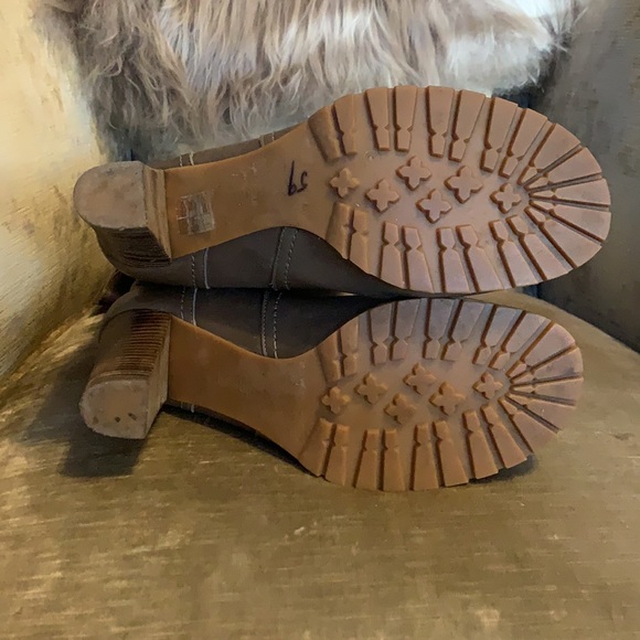 Authentic See By Chloe boots - Picture 8 of 10